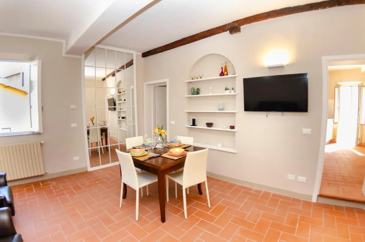 Loft Lucca Apartment 0*,